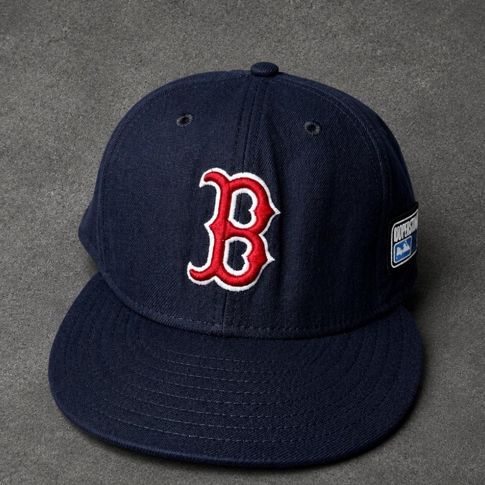 Vintage New Era Boston Red Sox Navy Fitted Cap Hat 2004 World Series MLB small